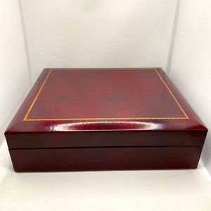 House of Lords Cigar Humidor- New!
